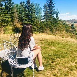 Meet your Posher, Natalie